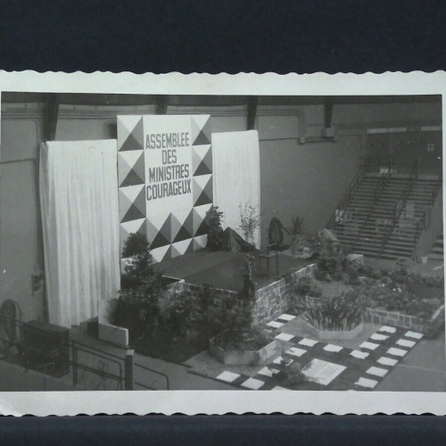 Assemblee des ministres courageux Frankreich Denkmal JW 402968 F