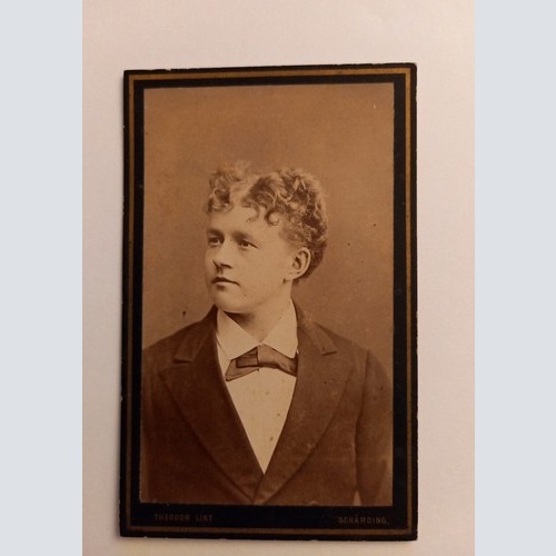 Foto Porträt Schärding Herr 10x6,8 500002A