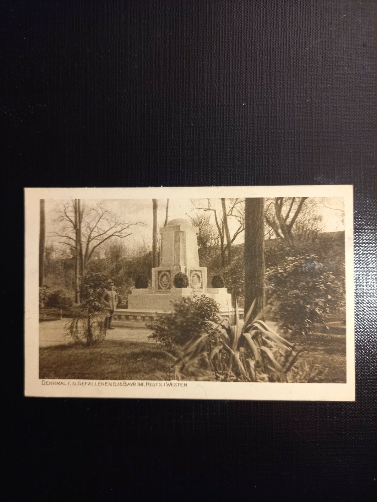 Denkmal für die Gefallenen 16 bayerisches Infanterie Regiment  410496 gr