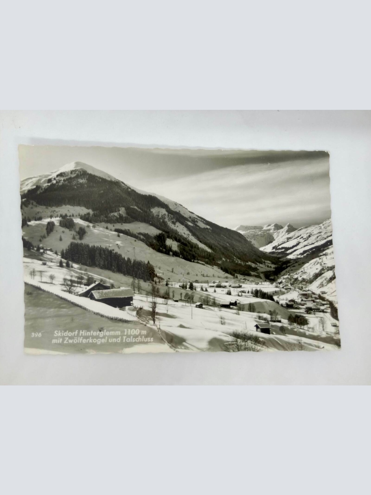 Salzburg Skidorf Hinterglemm 1100m mit Zwölferkogel und Talschluss 60033