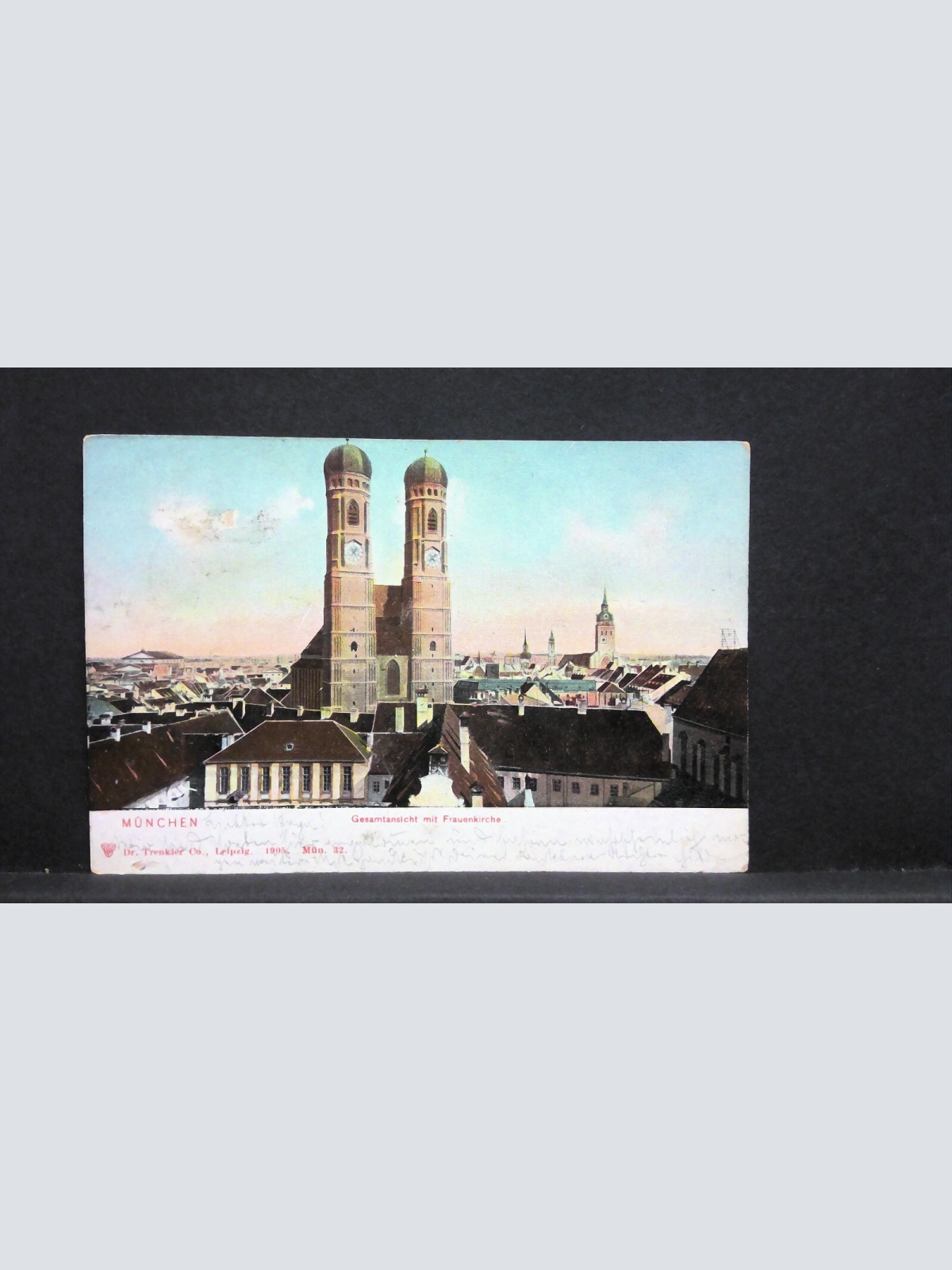 München Gesamtansicht mit Frauenkirche 20013 jw J