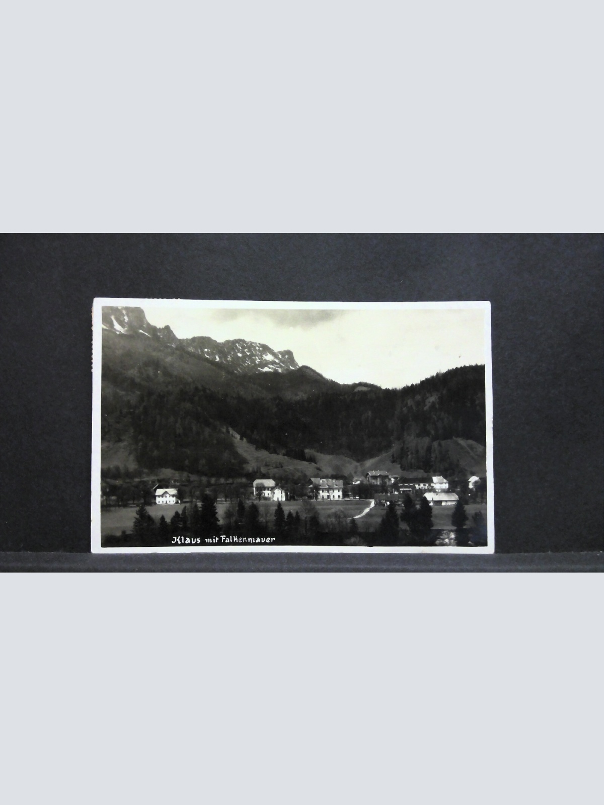 Klaus mit Falkenmauer Berge 600699A jw J