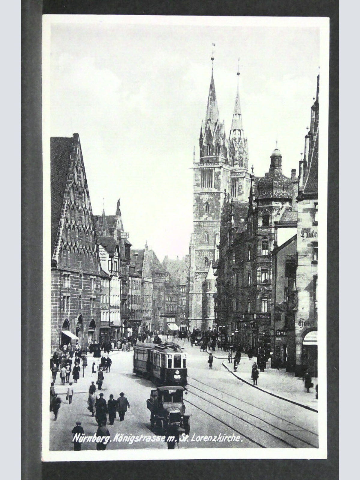 Königstrasse mit St Lorenzkirche Nürnberg 80219 jw J