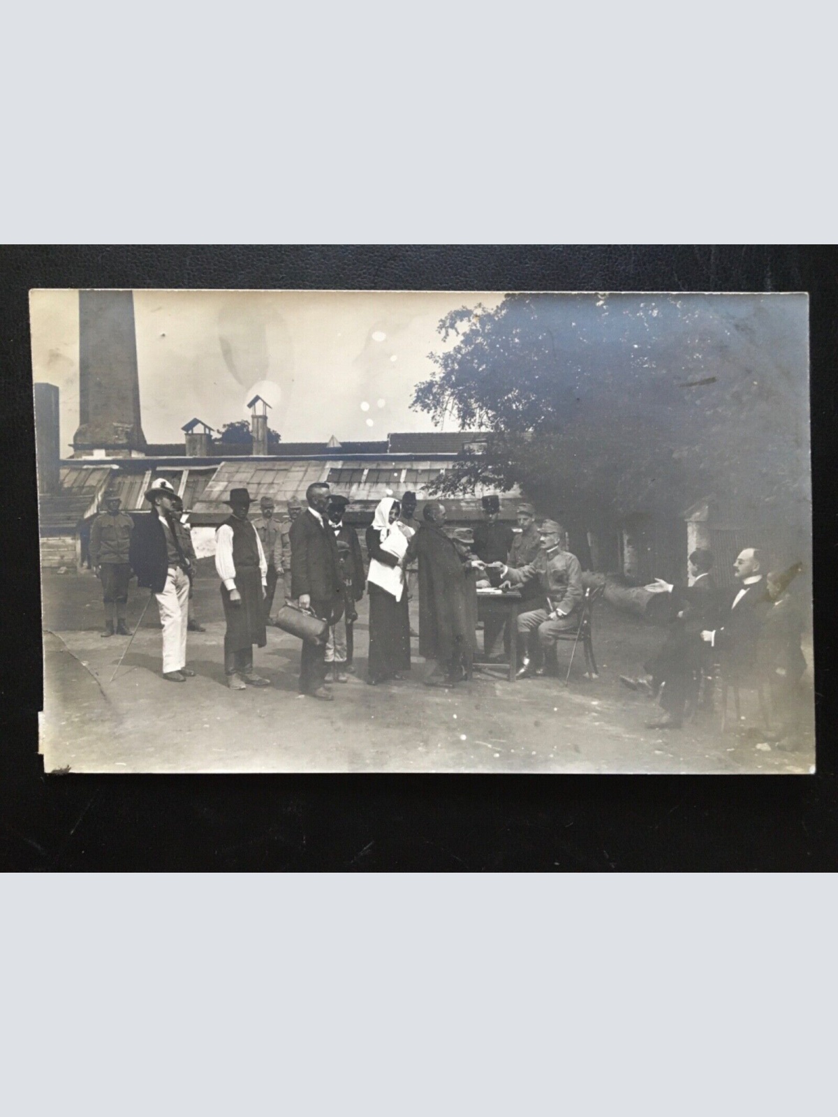 Essensmarken-Ausgabe - Soldaten - Vater mit Kind 270072 TH