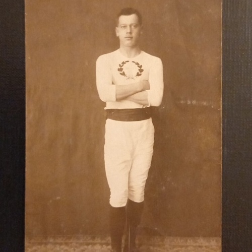 Junger Mann Turner 400317 G