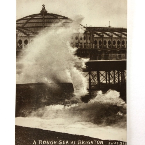 Brighton - A Rough Sea at Brighton - Stürmische See - England 40234 TH