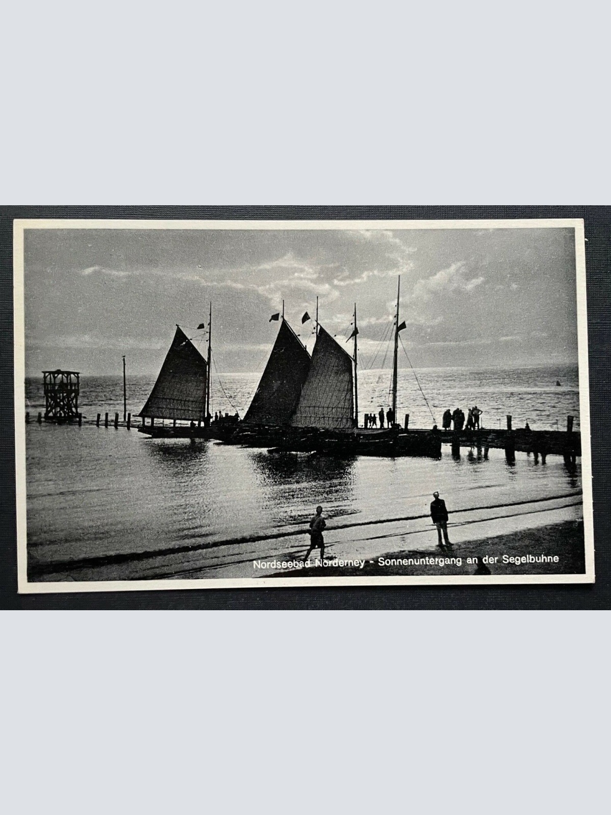 Nordsee Norderney Sonnenuntergang Segelbuhne Niedersachsen Deutschland 401003 A