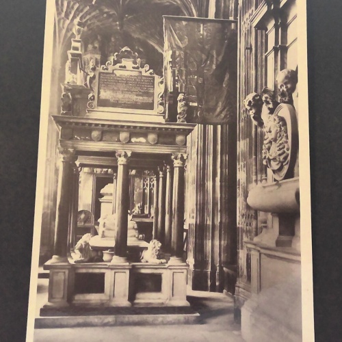 Tomb of Queen Elizabeth and Queen Mary England JW 650445 C