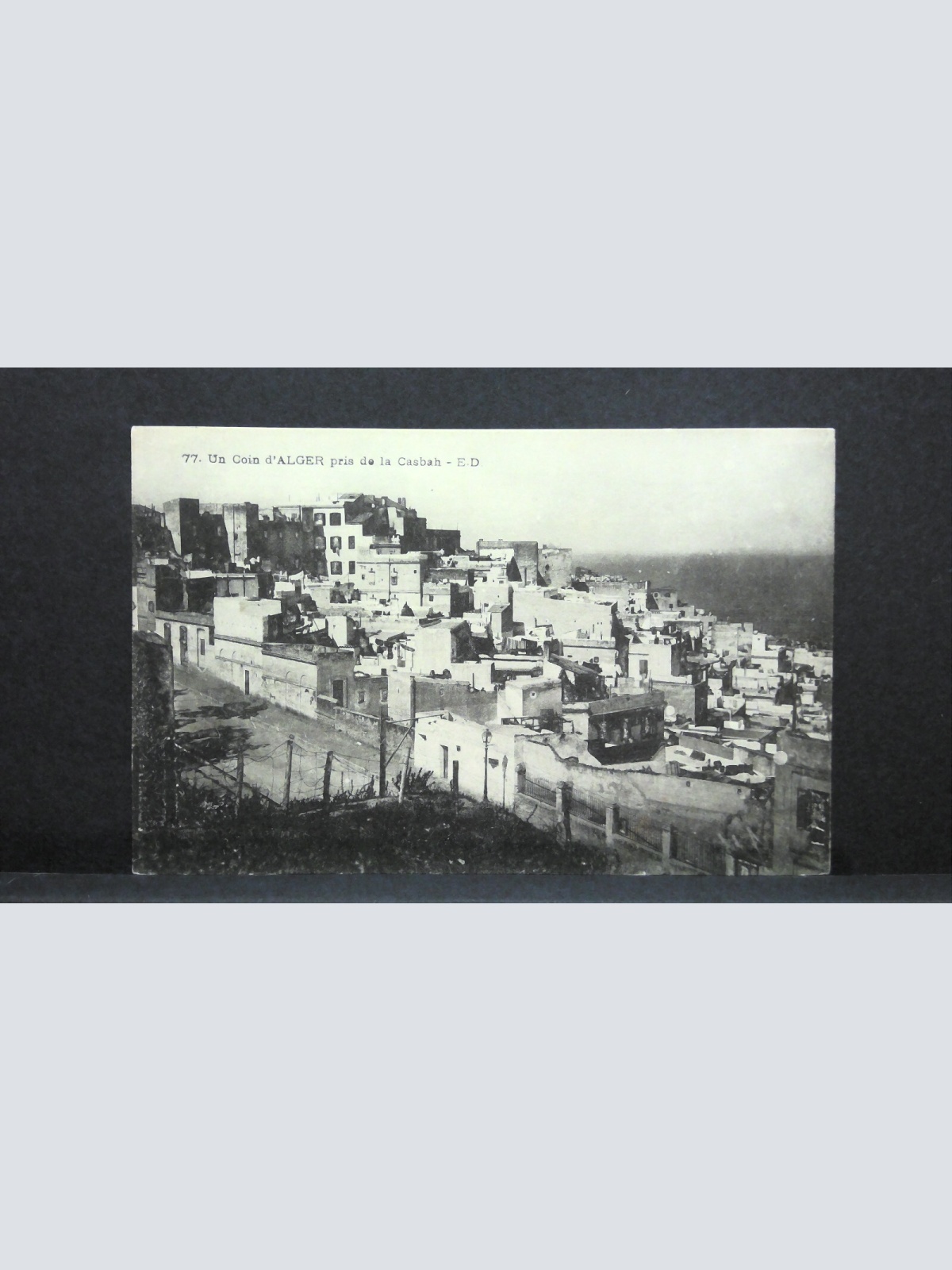 Un Coin d'Alger pris de la Casbah JW 00090 C