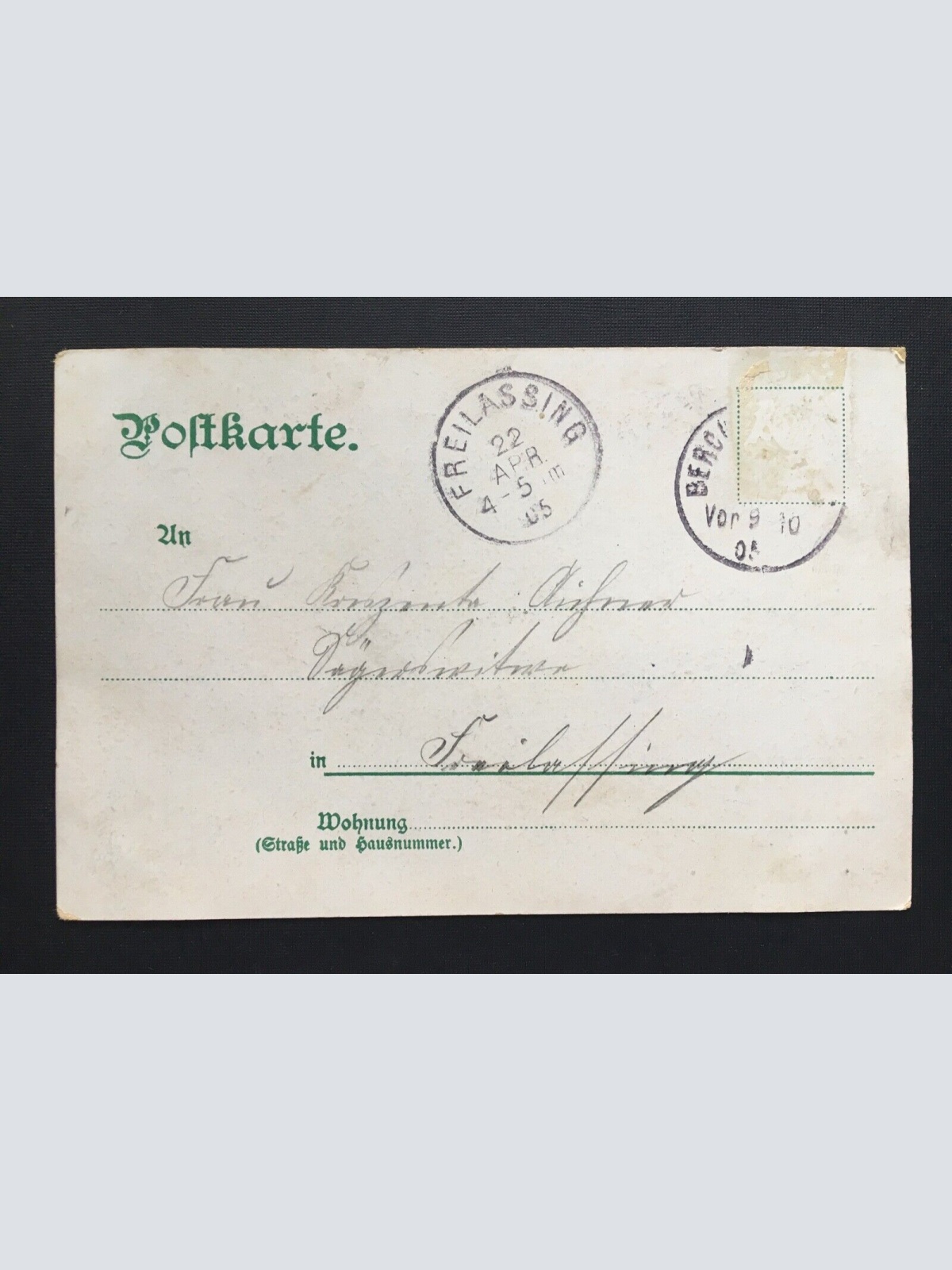 Gruss aus Berchtesgaden Blick auf Ort Kirche Alpen Bayern Deutschland 400848 TH