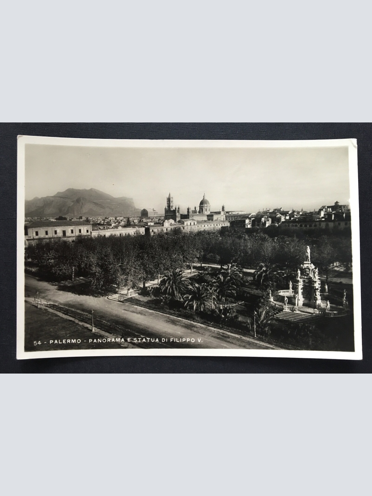 Palermo Panorama Statua di Filippo V. Stadt Statue Sizilien Italien 400859 TH A