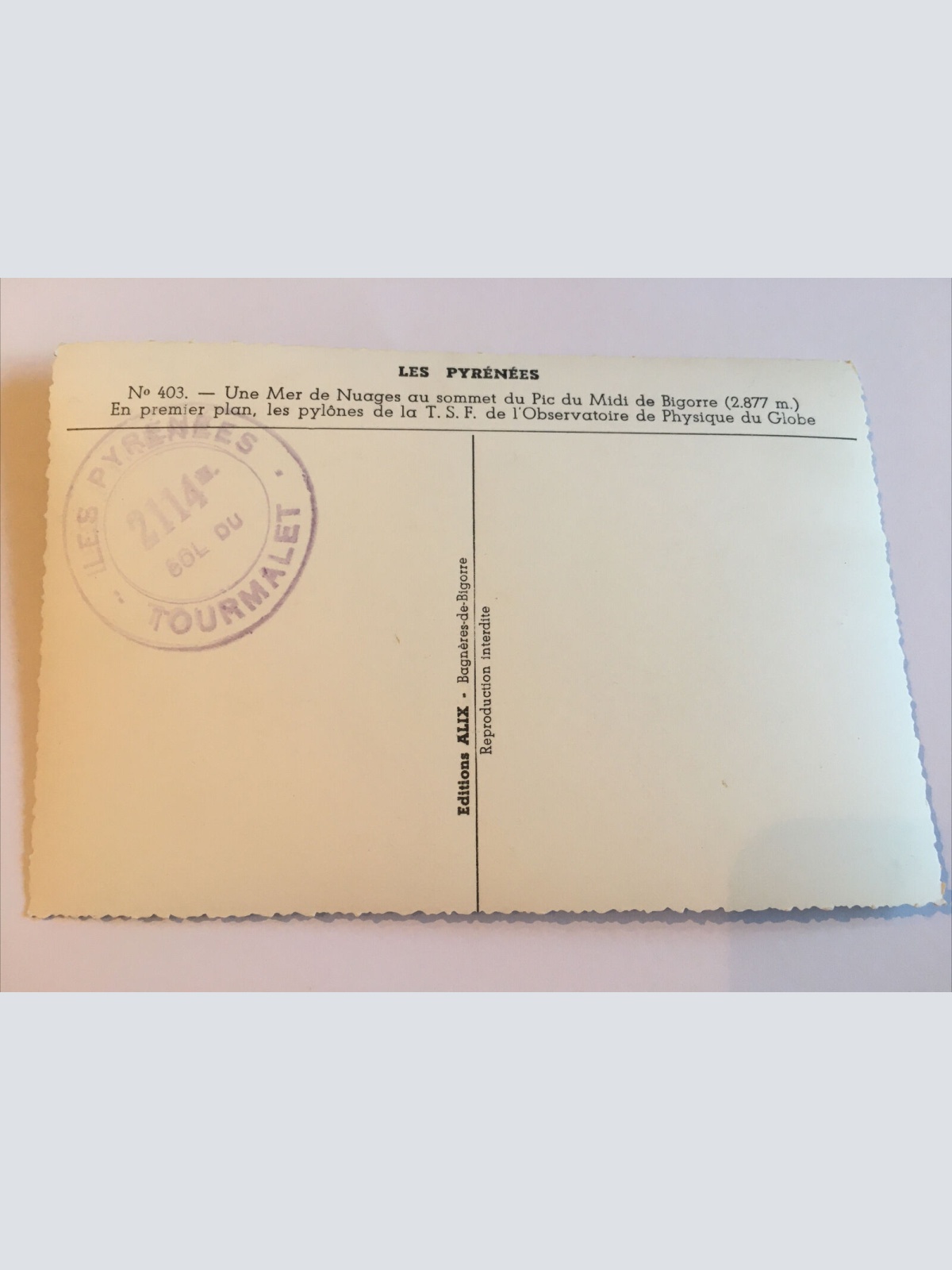 Les pyrénées. 600.