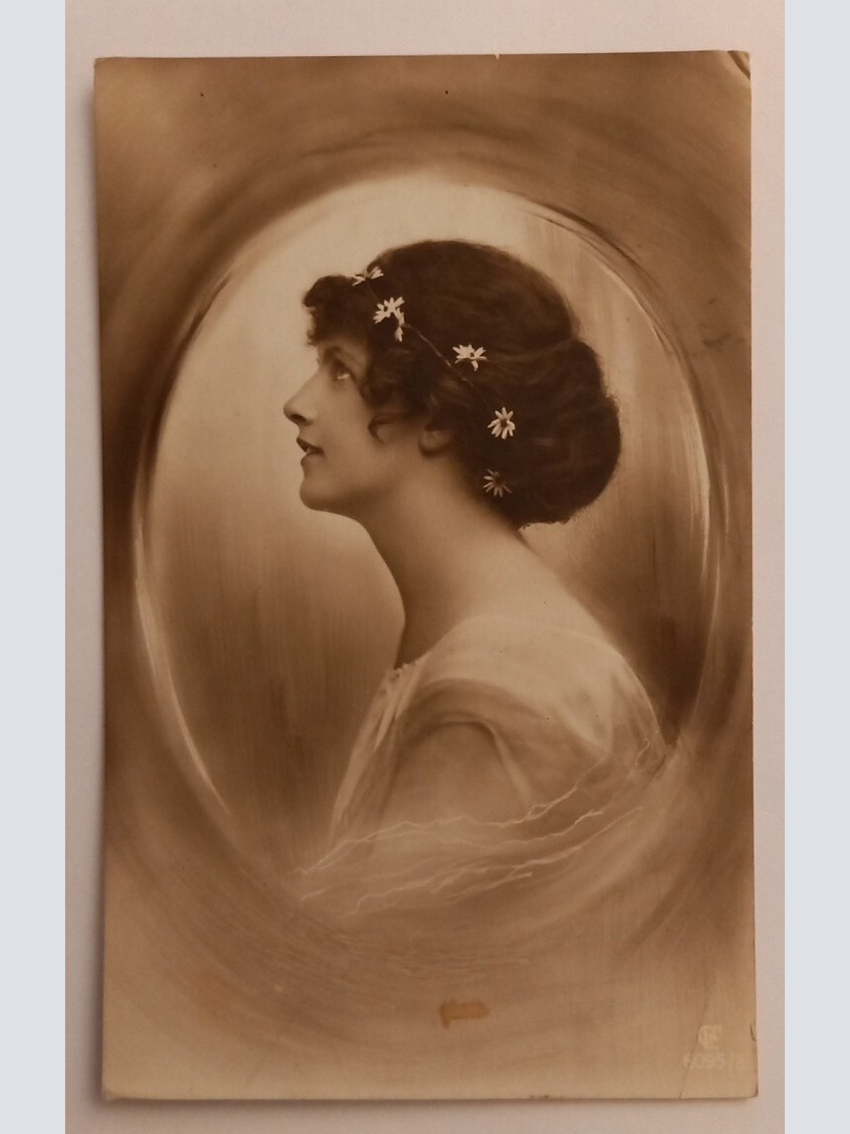 Römische Idylle - Mädchen - Künstlerkarte 600602A gr D