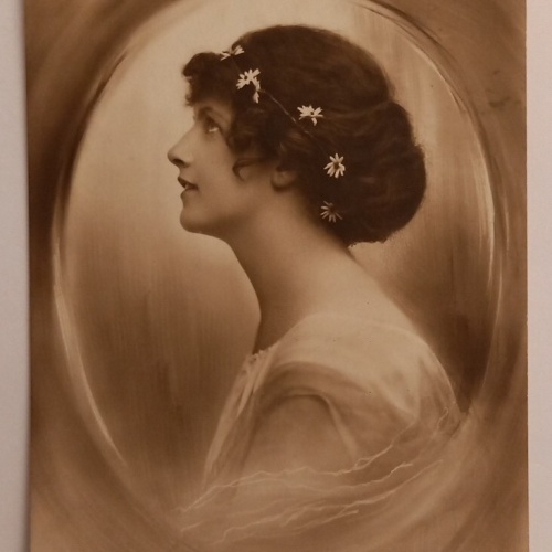 Römische Idylle - Mädchen - Künstlerkarte 600602A gr D