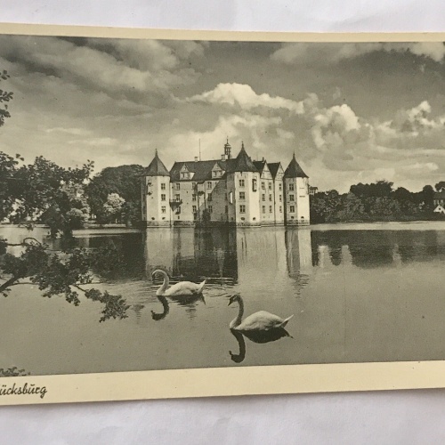 AK, Schloss Glücksburg, Schwäne, Teich (110265 BW)