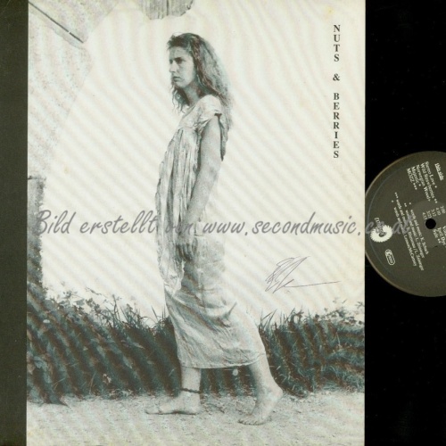 LP-NOVISAD NUTS & BERRIES // EX 110