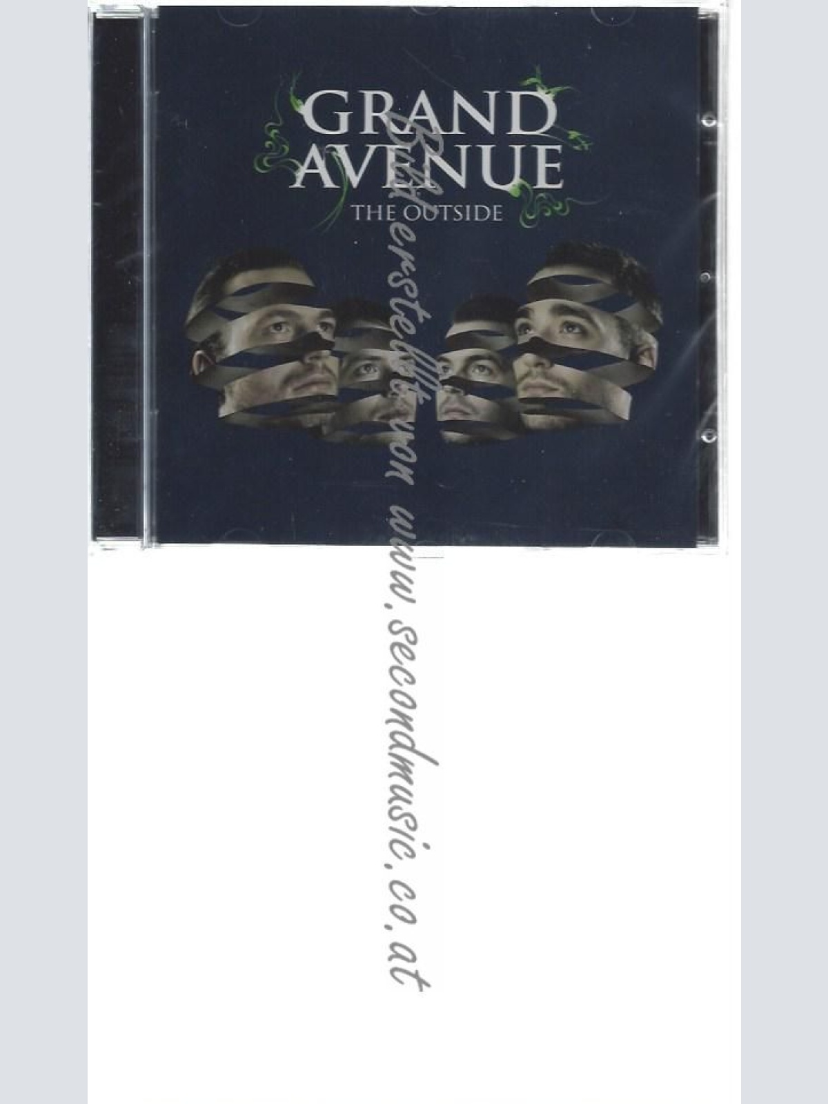CD--GRAND AVENUE--    THE OUTSIDE
