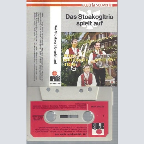 MC--DAS STOAKOGLTRIO SPIELT AUF