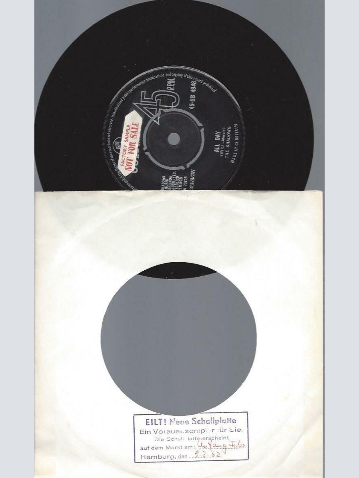 7"    The Shadows – Dance On !