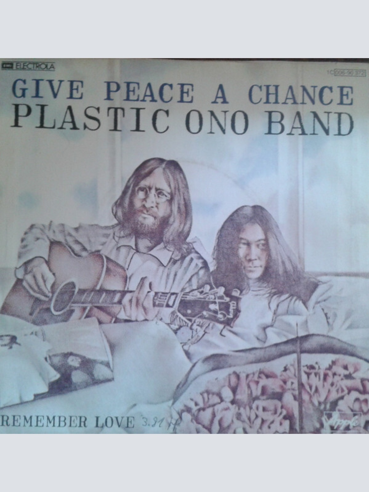 7", Single, RE Plastic Ono Band* - Give Peace A Chance / Remember Love