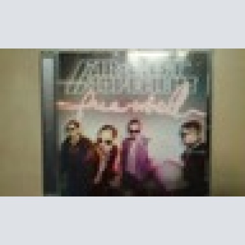 CD-- FAR EAST MOVEMENT -- FREE WIRED