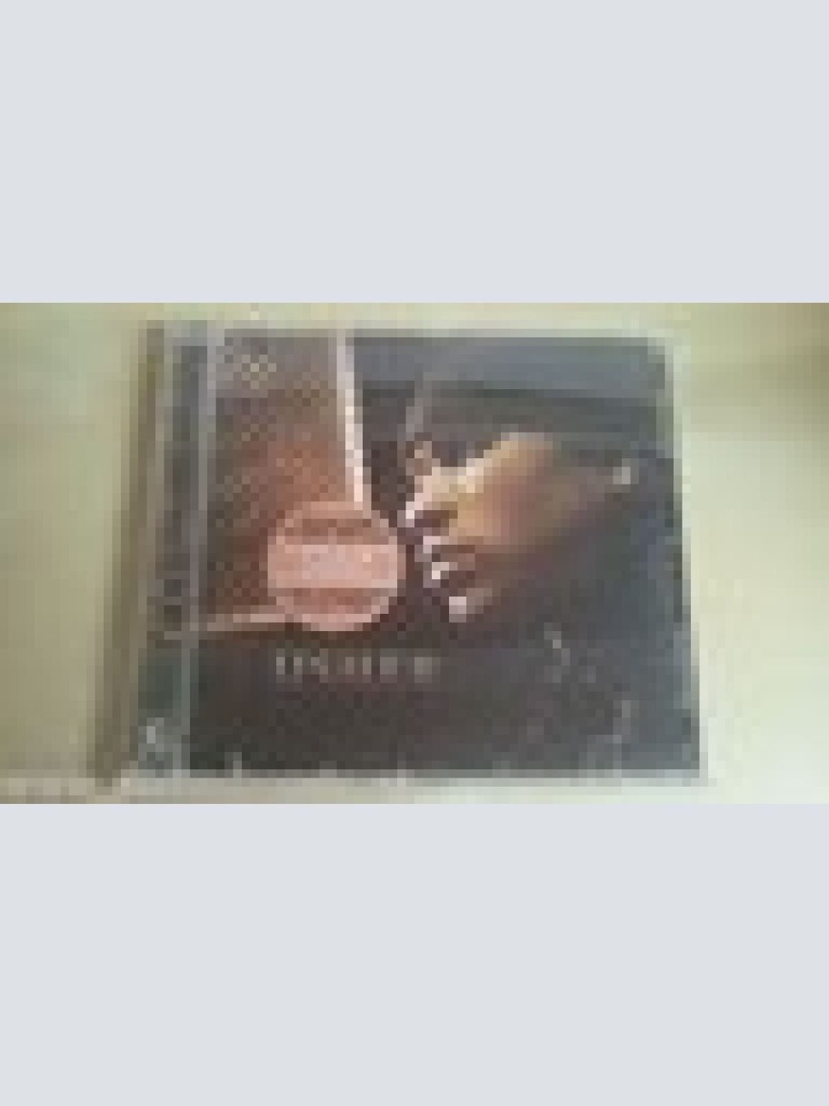 CD--USHER--CONFESSIONS--DIFFRENT COVER ---ALBUM