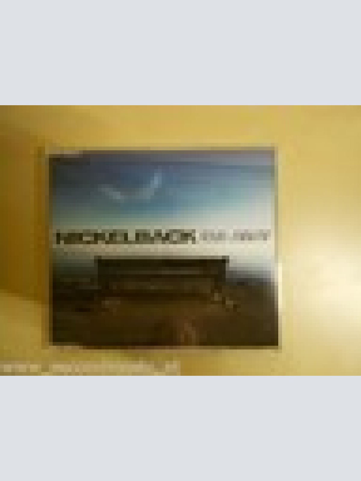 MAXI CD --NICKELBACK---FAR AWAY--3 TRACKS--