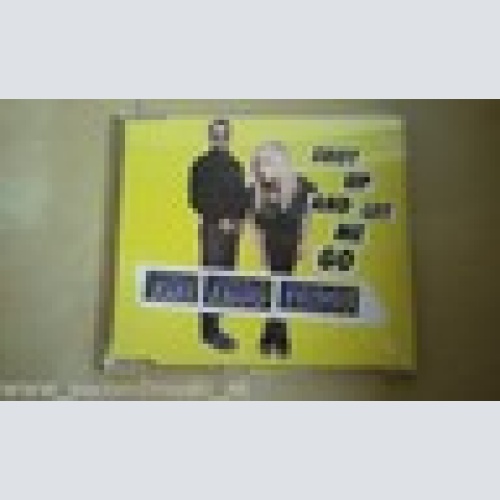 MAXI CD--THE TING TINGS--SHUT UP AND LET ME GO--2  TRACKS