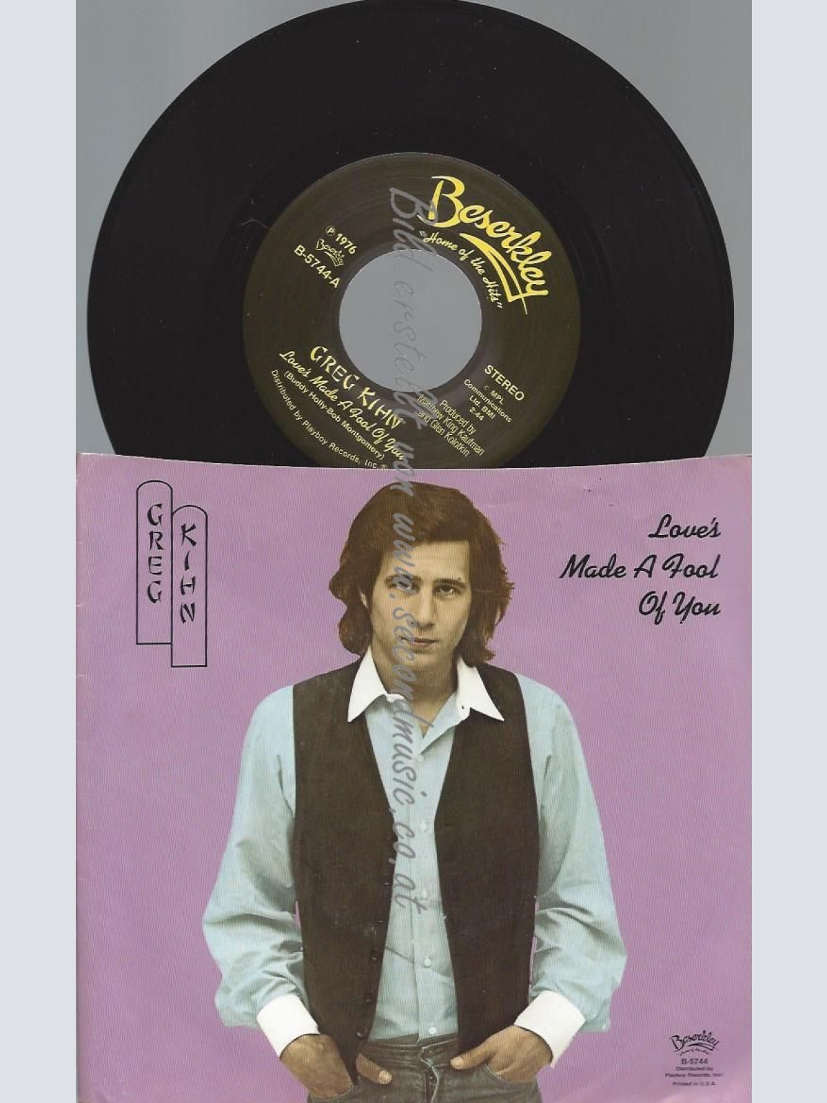 7"  Greg Kihn – Love's Made A Fool Of You
