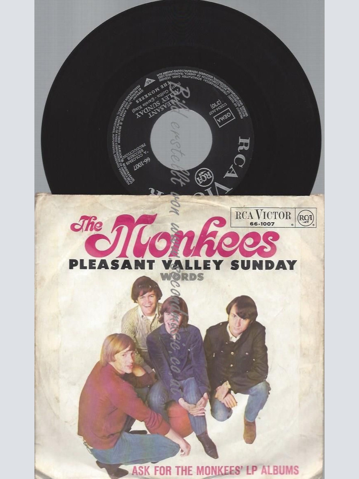 7"  The Monkees – Pleasant Valley Sunday // RCA
