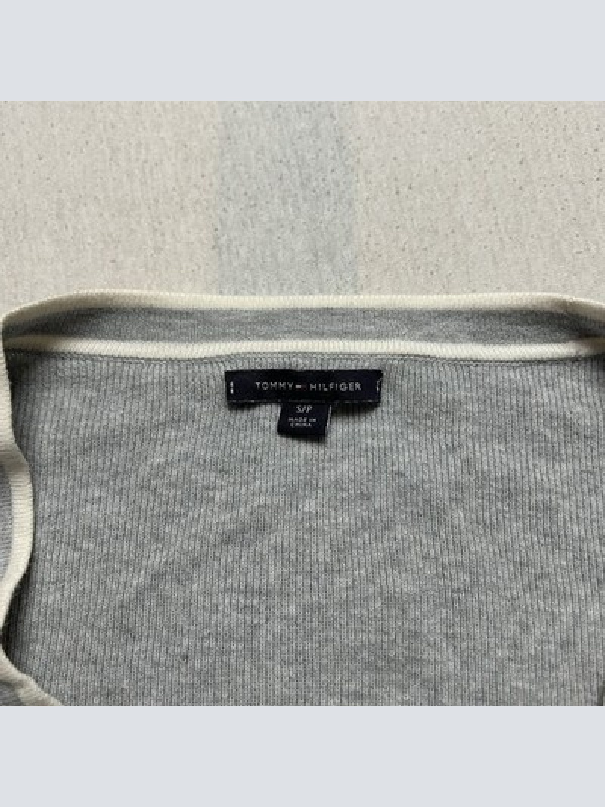 Tommy Hilfiger Strickjacke Knöpfe Pullover Grau Damen Größe S Maße siehe Fotos