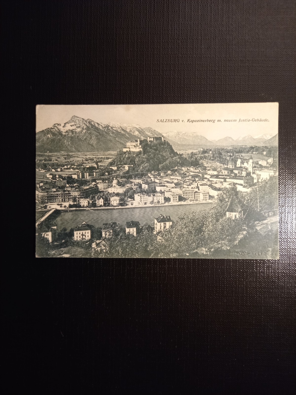 Salzburg, Festung u.Untersberg vom Kapuzinerberg m.neuem Justizgebäude 430073 gr