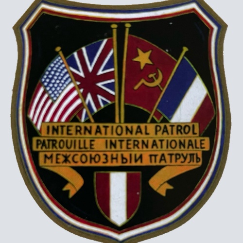 Nostalgie Holzschild International Patrol Wappen  Schild