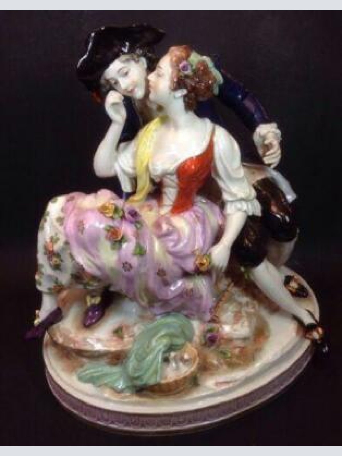 Ludwigsburg Porzellan ?  " Verliebtes Paar " um 1820 28 x 27 cm  12614