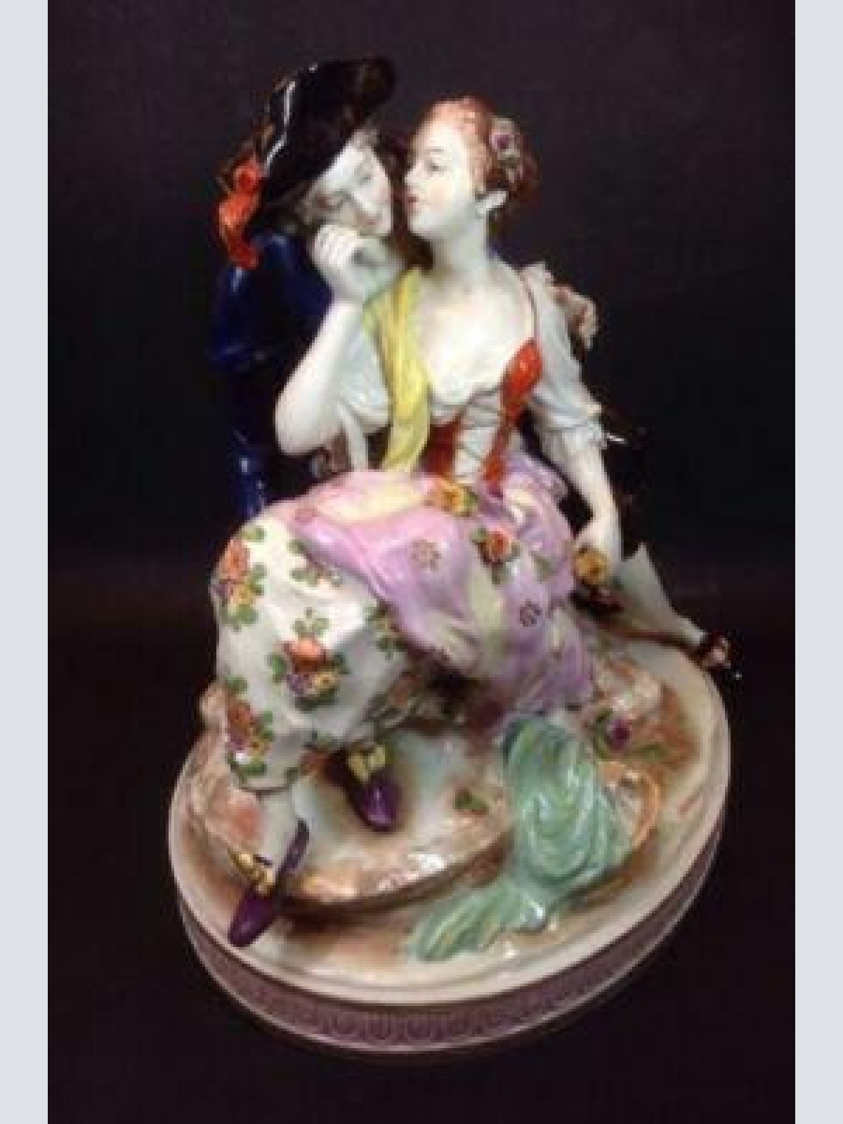 Ludwigsburg Porzellan ?  " Verliebtes Paar " um 1820 28 x 27 cm  12614