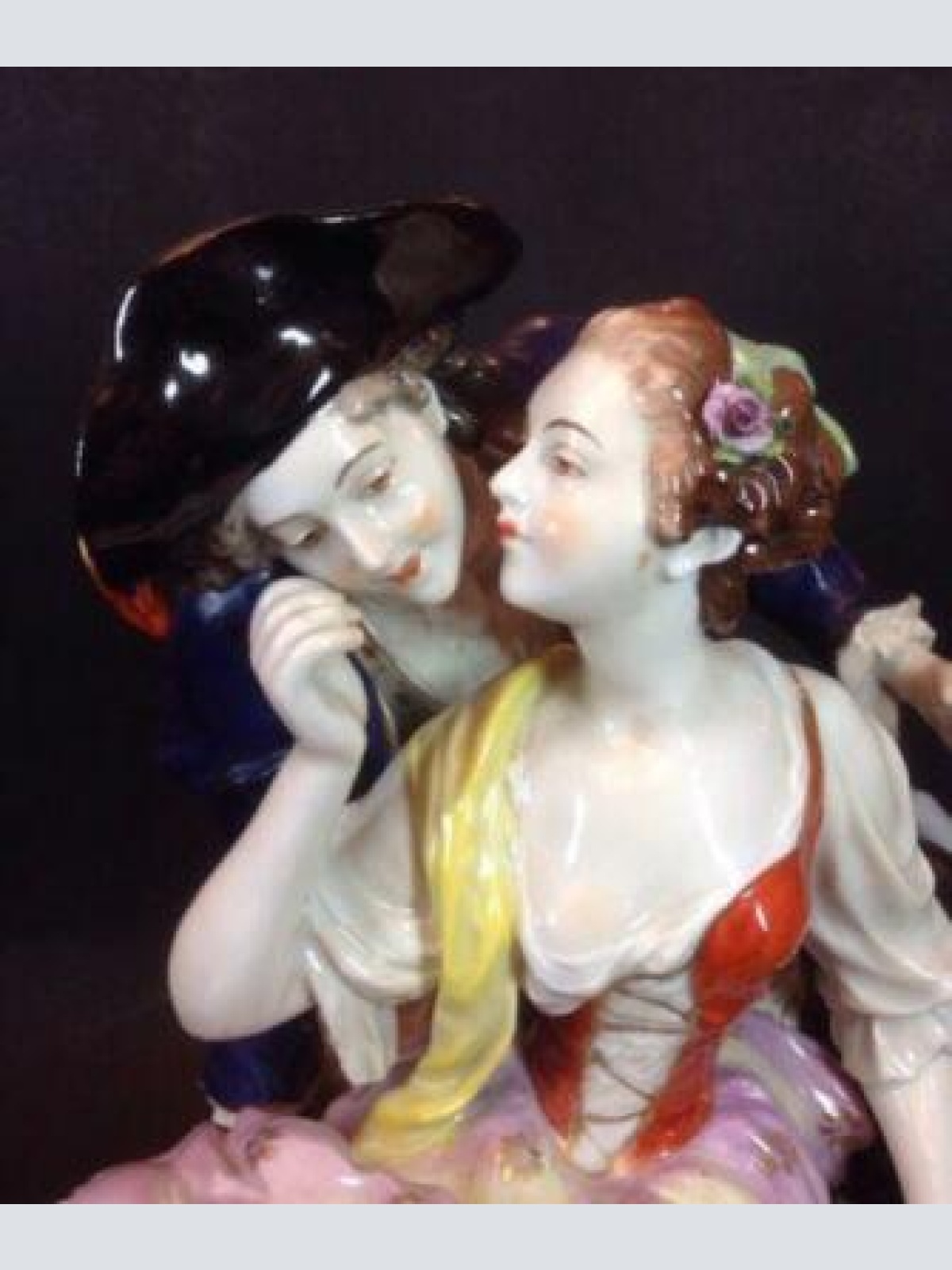Ludwigsburg Porzellan ?  " Verliebtes Paar " um 1820 28 x 27 cm  12614