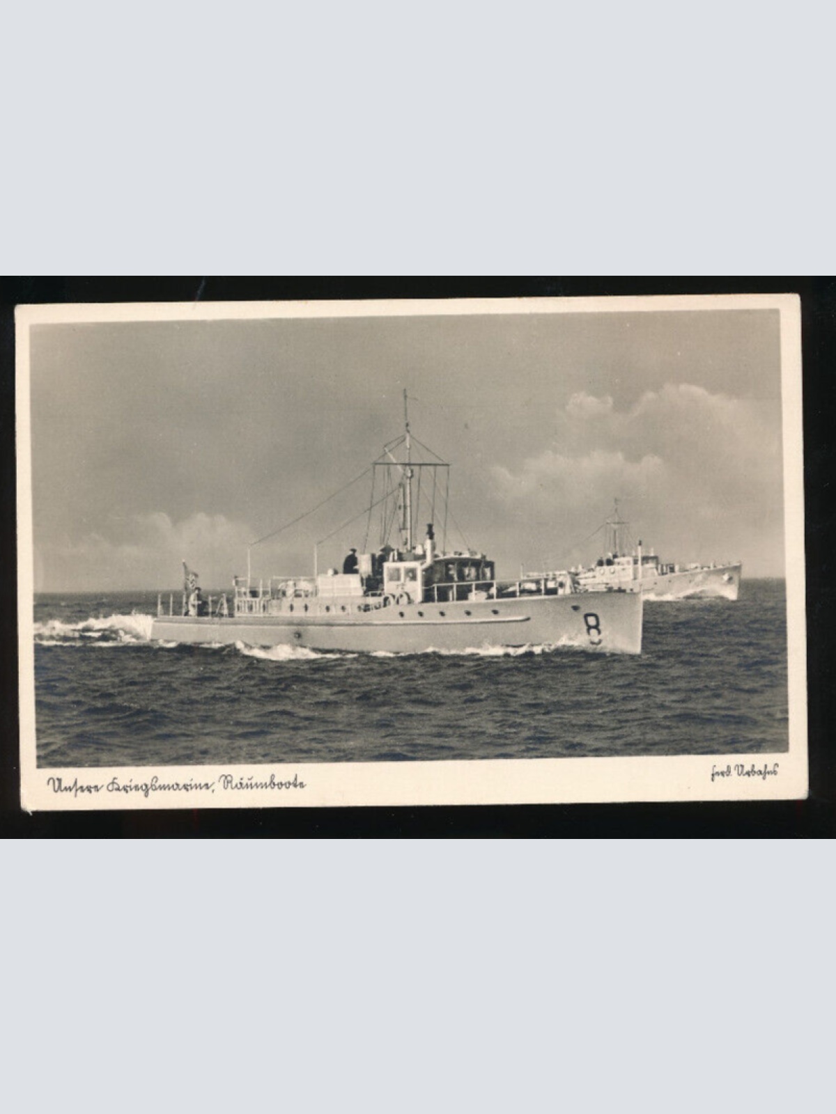 AK vom Räumboot Nr.8 mit Deutscher Flagge (730)