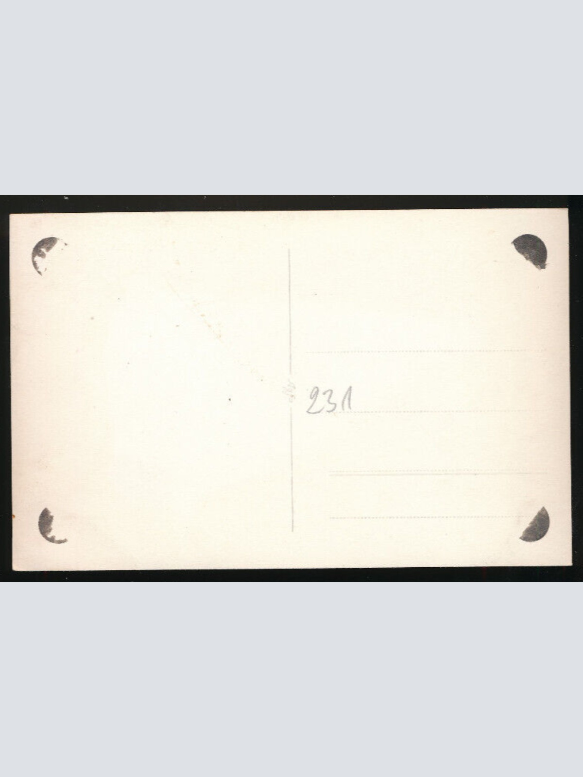 AK aus Berlin Reichssportfeld Olympia-Stadion mit Soldat in der Mitte (720)