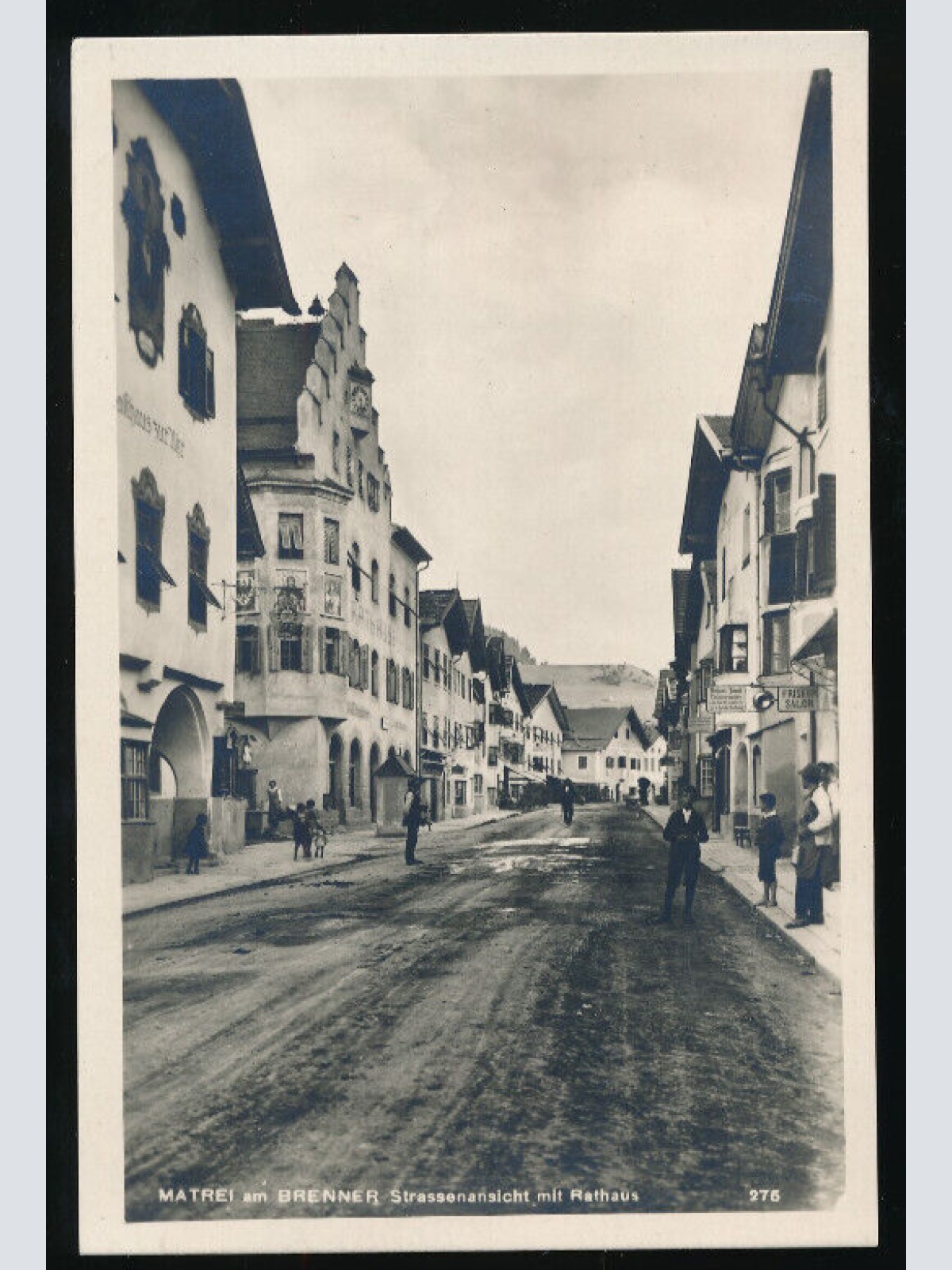 AK aus Matrei am Brenner Strassenansicht mit Rathaus Tirol (704)