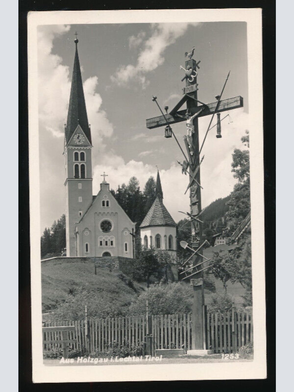 AK aus Holzgau in Tirol (2351)