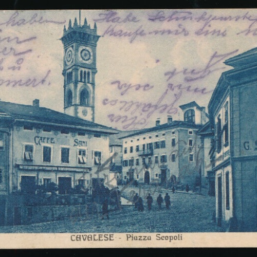 AK aus Cavalese mit Piazza Seopoli und Caffe Sani Italien (2153)