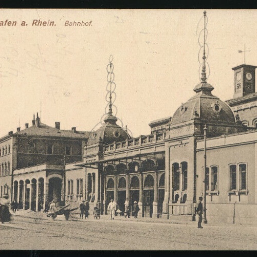 AK aus Ludwigshafen am Rhein mit Hauptbahnhof Rheinland - Pfalz (3858)