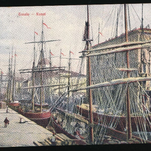 AK aus Trieste mit Schiffen Canal - Kanal Italien (4060)