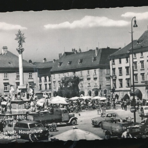 AK aus Wr. Neustadt Hauptplatz mit Mariensäule Niederösterreich (4070)