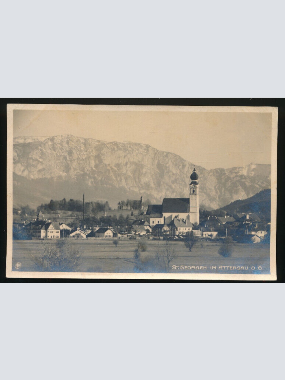 AK aus St.Georgen im Attergau Stadtplatz Oberösterreich (4141)