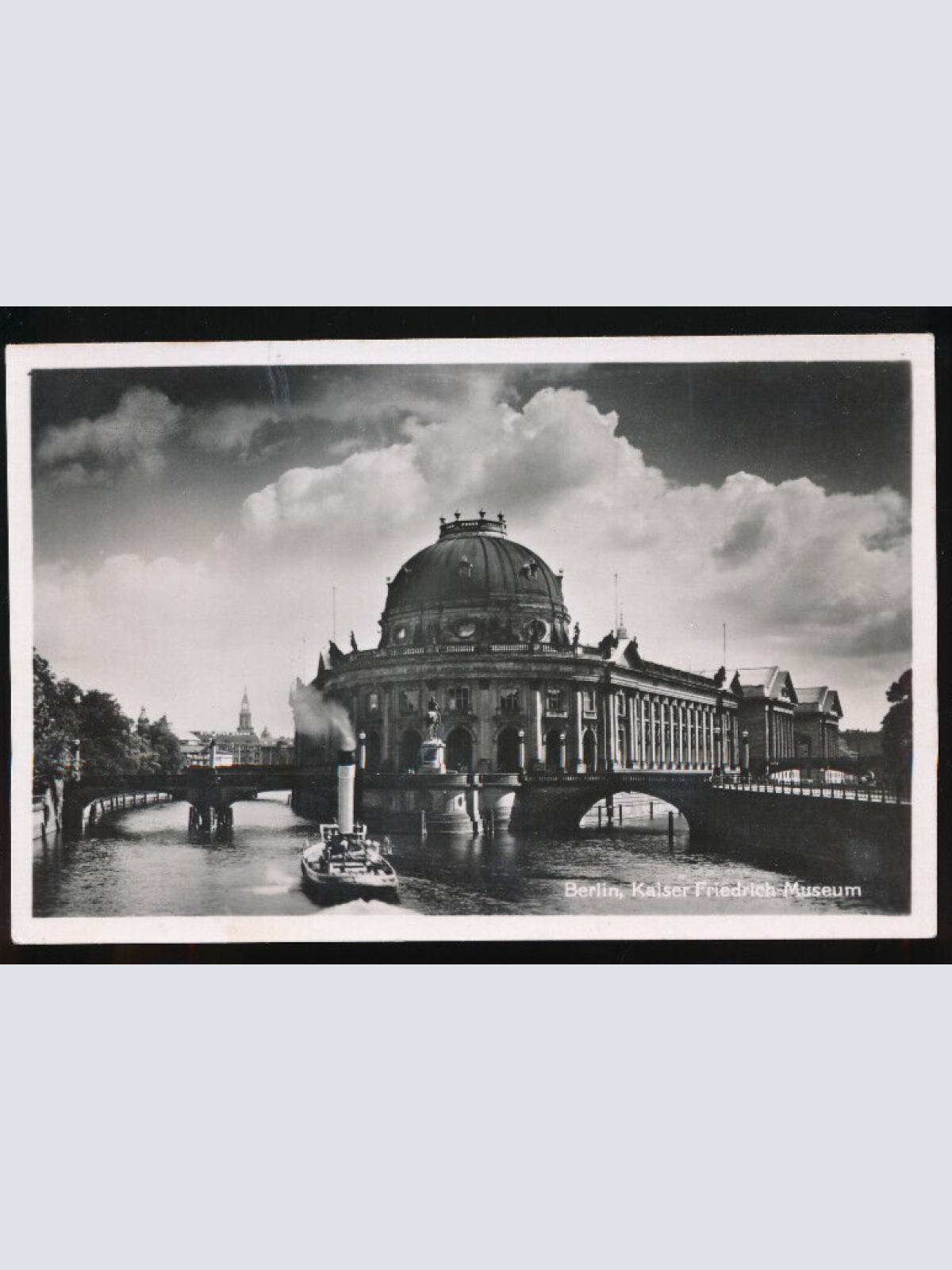 AK aus Berlin Kaiser Friedrich Museum (4725)