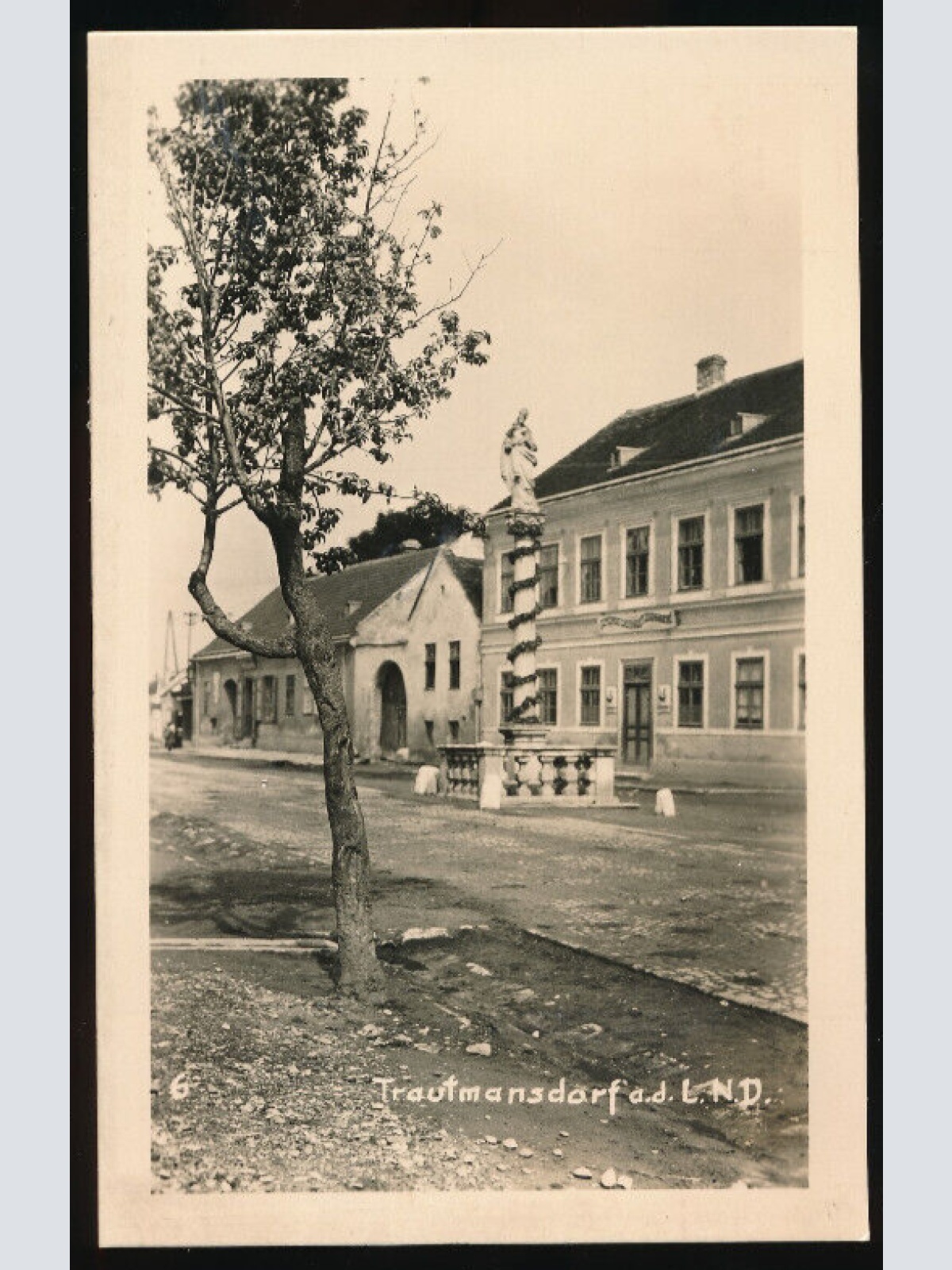 AK aus Trautmannsdorf an der Leitha Niederösterreich (4779)