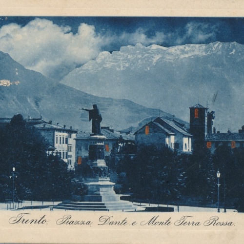 AK, Mondschein, Trento, Piazza, Dante e Monte Terra Rossa, Italien (S1182)