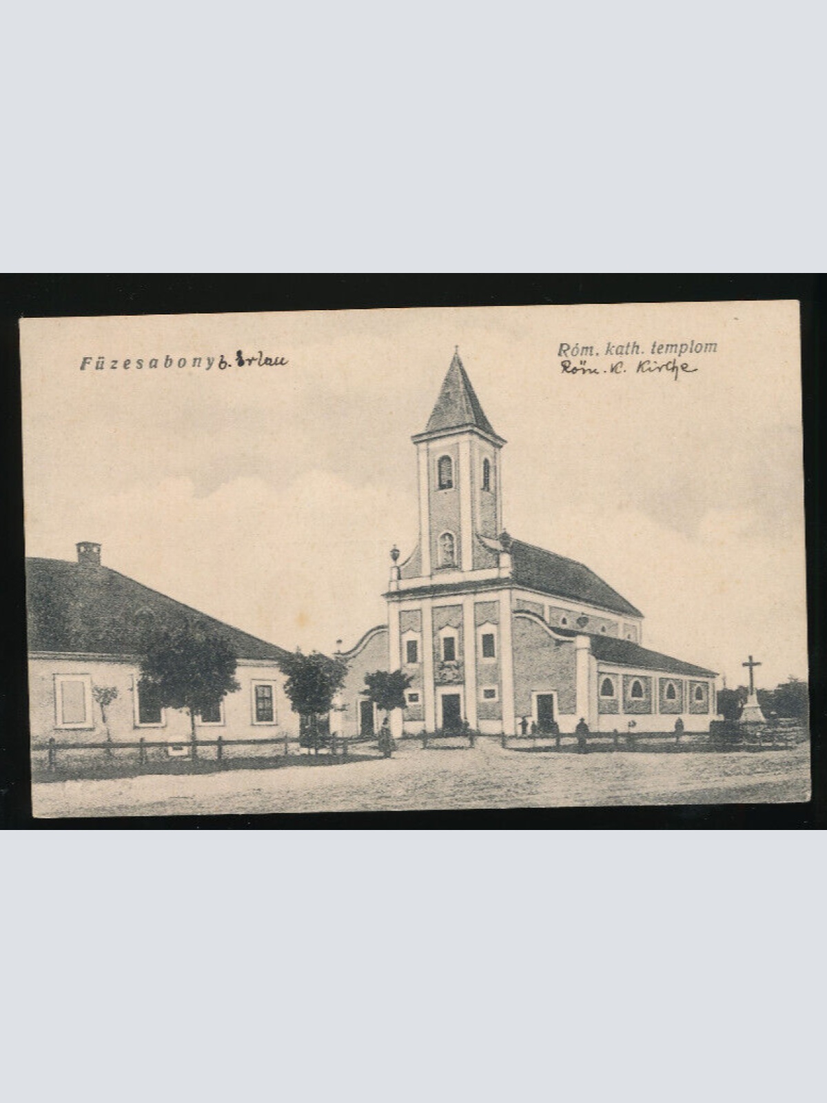AK aus Füzesabony mit Kirche Ungarn (5510)