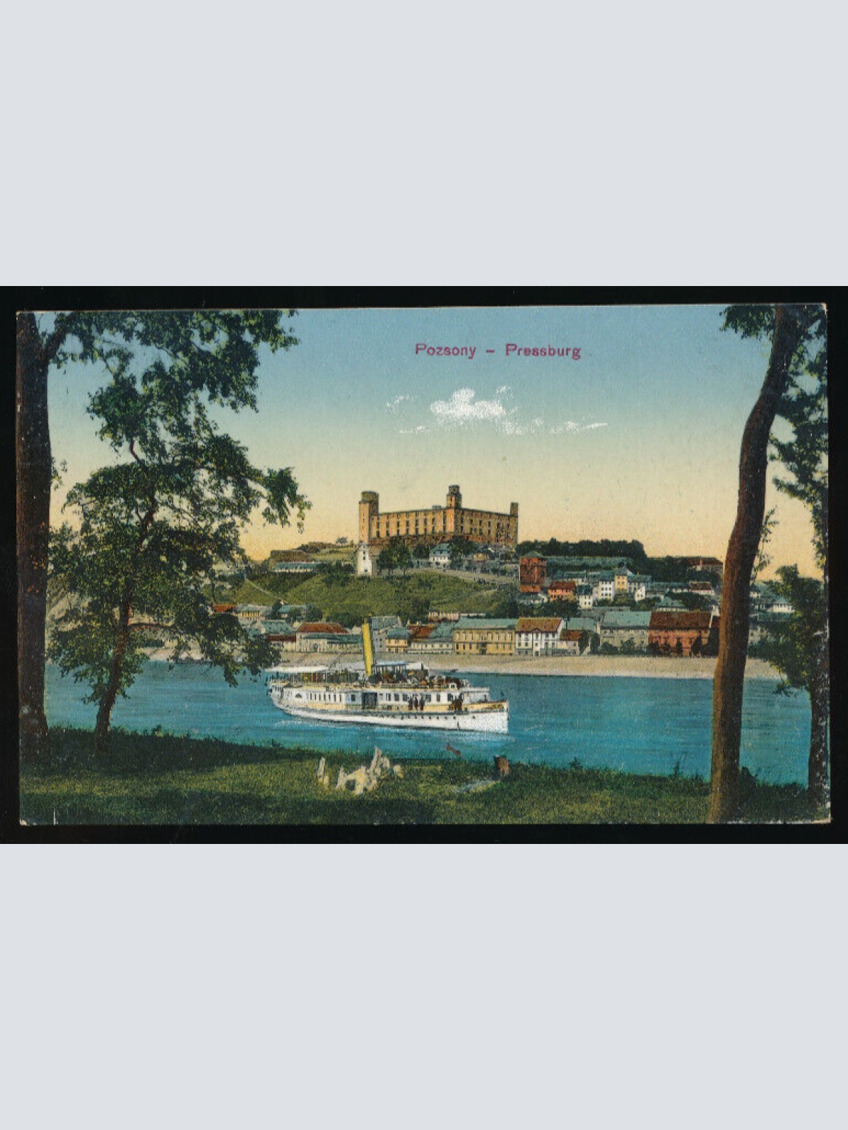 AK aus Pressburg - Pozsony mit Dampfer Tschechoslowakei (5060)